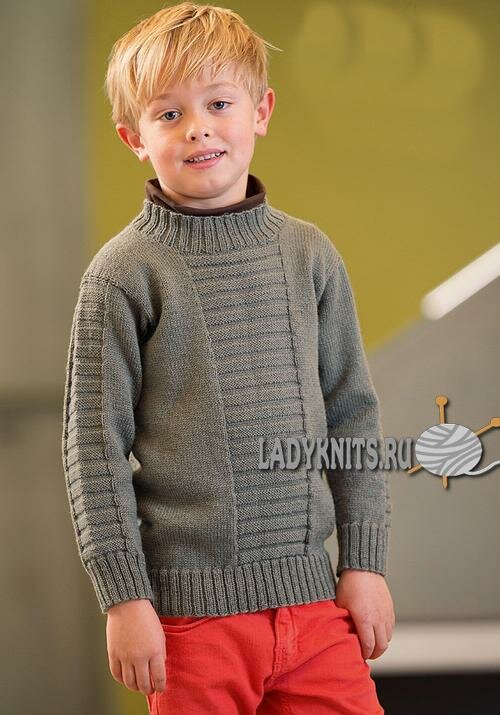 Простой свитер спицами для мальчика от 2 до 12 лет